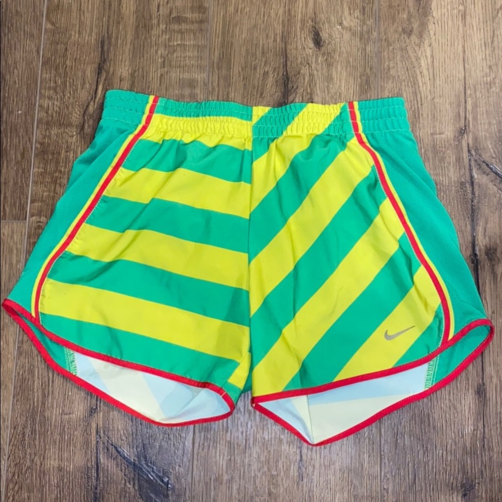 Nike Dri Fit shorts - XS